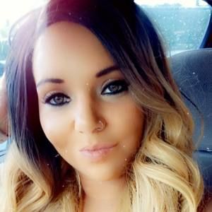 Meet your Posher, Carissa